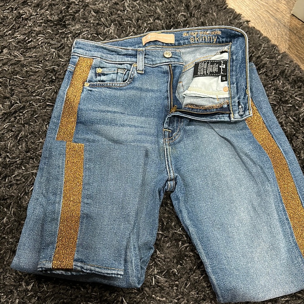 7 for all mankind